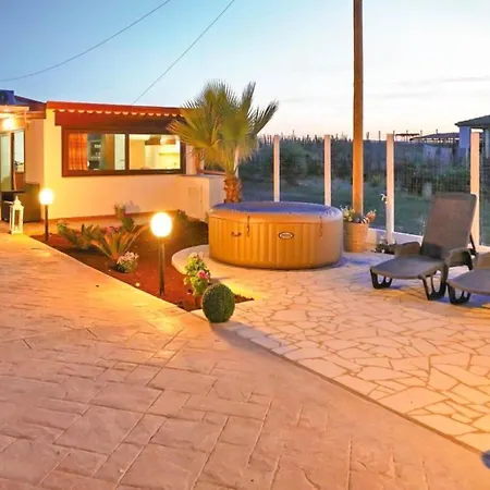 Dune Giardino Вилла Шикли